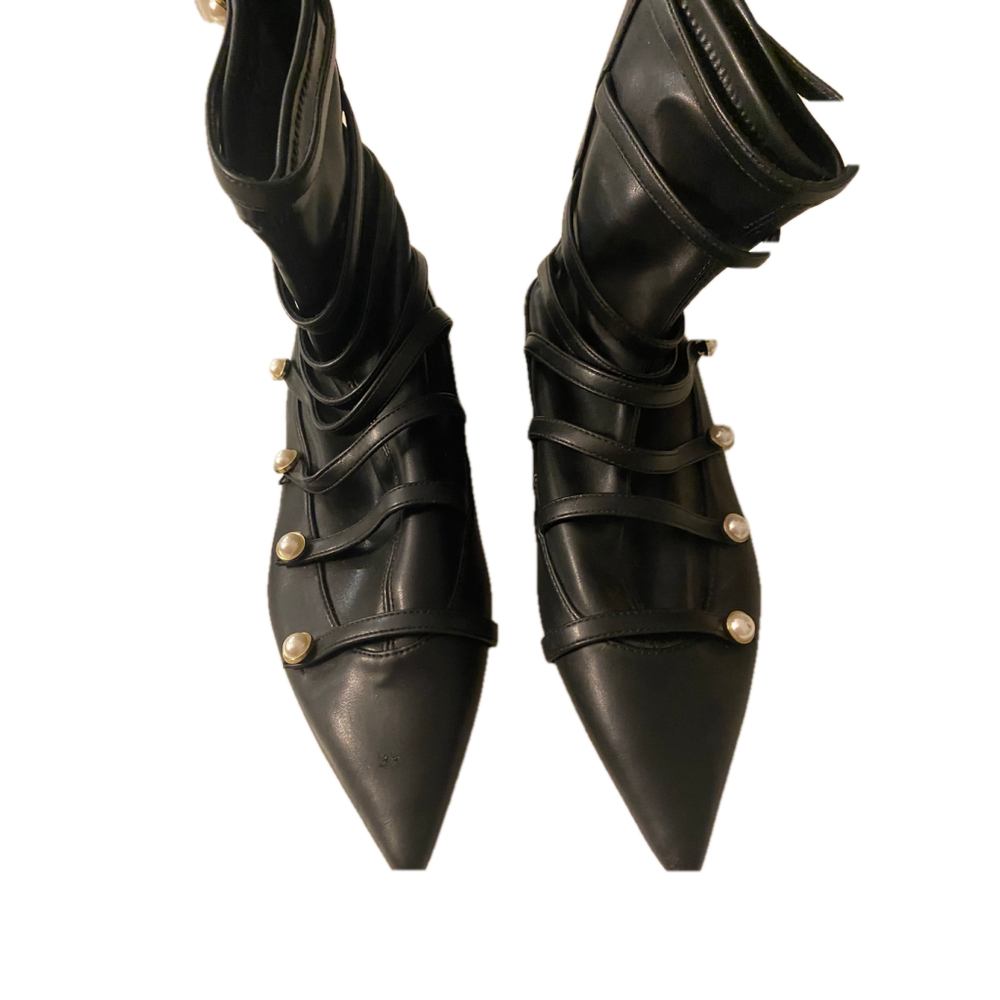 Zara Trafaluc Pearl Accent Pointed Toe Ankle Boots
, Size 37, Black NWT - Picture 2 of 9